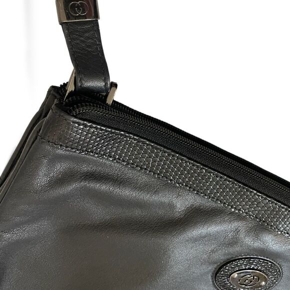 GUCCI Black Leather & Python Trim Vintage Clutch - Picture 8 of 15